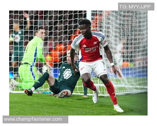 萨卡的崛起之路：从青涩少年到英超明星的奋斗历程